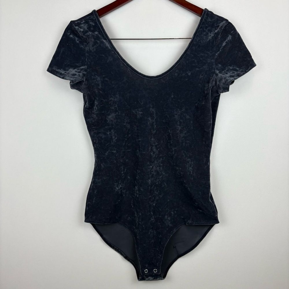 American Eagle Crushed Velvet Short Sleeve Bodysuit